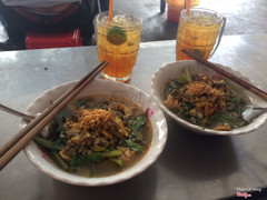 Mì ốc hến + trà tắc :"> 