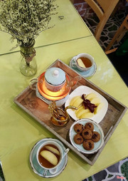 trà táo + bánh cookie