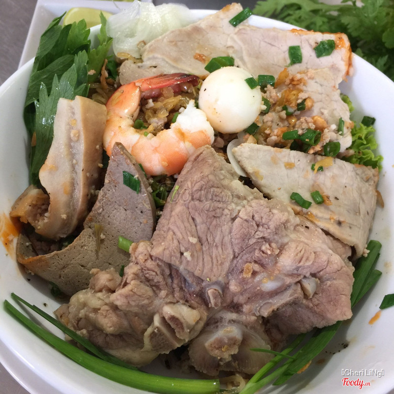 hủ tiếu nam vang