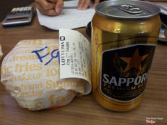 Burger <a class='hashtag-link' href='/binh-duong/hashtag/sapporopremiumbeer-188774'>#SapporoPremiumBeer</a>