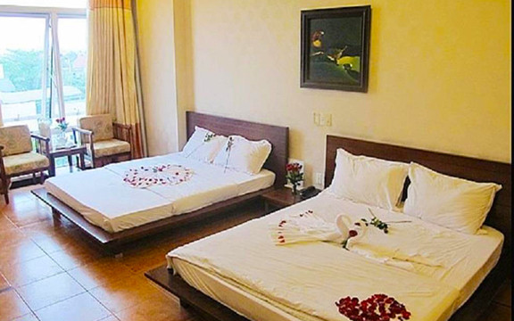 Đại Hoàng Gia Hotel