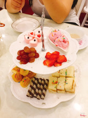 Set bánh trong Lẩu socola