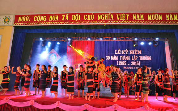 Trường Phổ Th&#244;ng D&#226;n Tộc Nội Tr&#250; Tỉnh Quảng Nam