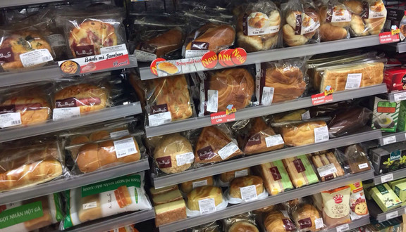 FamilyMart - Hòa Bình