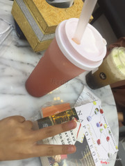 Huhu đồ uống rất ngon :))☺️,nhất là phục vụ của các anh chị phục vụ,vô cùng nhiệt tình và vui vẻ,ấn tượng lắm ạ😘😘😘😘😘