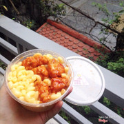 Mac N Cheese gà cay