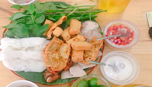 Bún Đậu 3 Chị Em - Hương Lộ 80