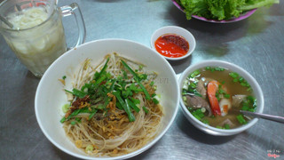 hủ tiếu mì khô