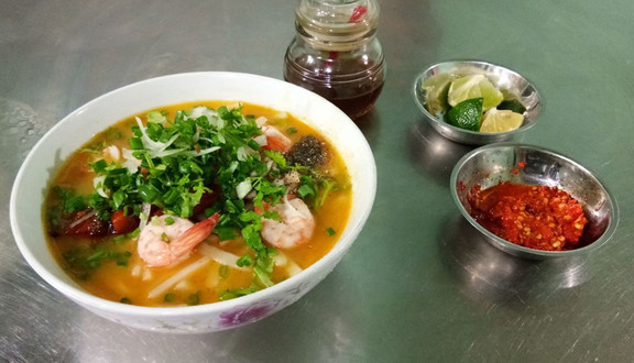 Bánh Canh Quảng Bình & Ăn Vặt Xóm Chợ - Lê Chân