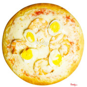 Pizza tôm trứng cút