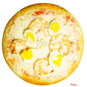 Pizza t&#244;m trứng c&#250;t