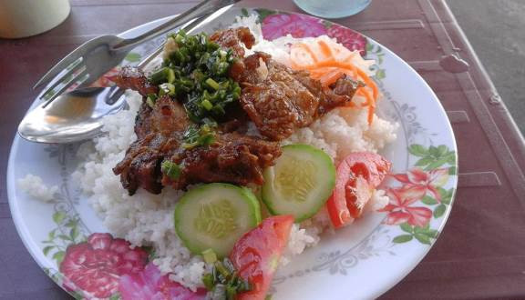 Cơm Tấm Cô Lệ - Ngô Gia Tự