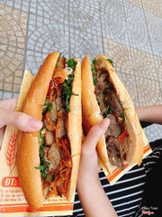 Bành mì thịt xá xíu