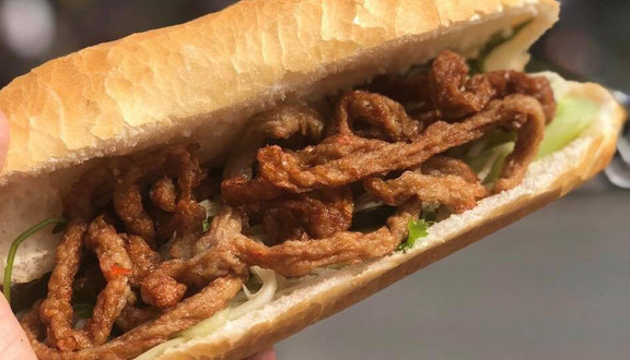 Bánh Mì Chả Cá Bé Út - Trường Chinh