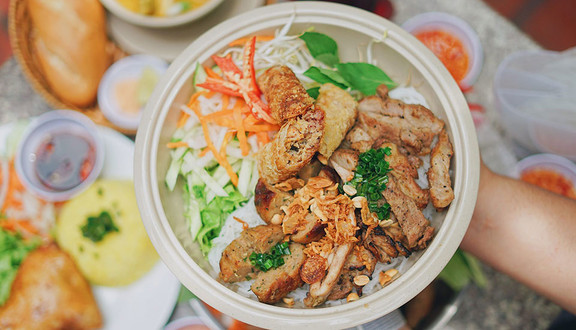 Bún Chả Cá Vạn Giã