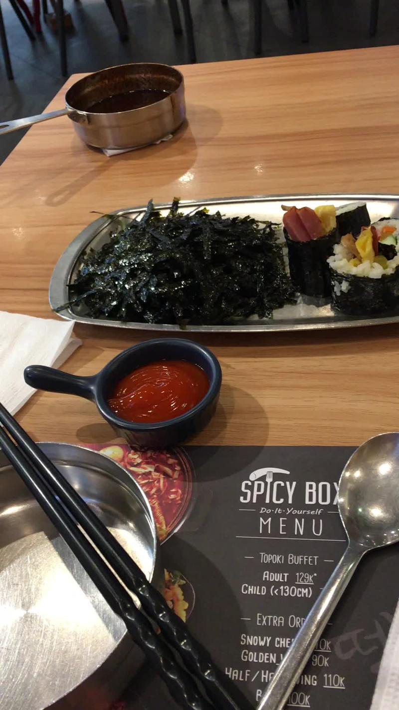 Spicy Box - Tokbokki Hot Pot - Saigon Centre