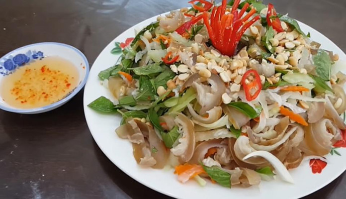 Bếp Quảng Ngãi - Gỏi Da Bò & Bún Mắm Thịt Heo