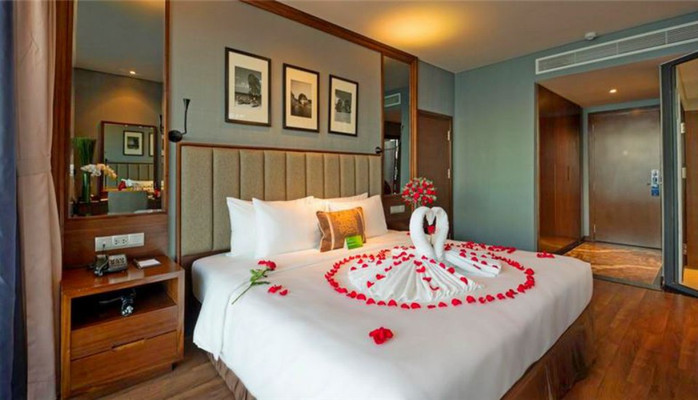 HighLand Hotel