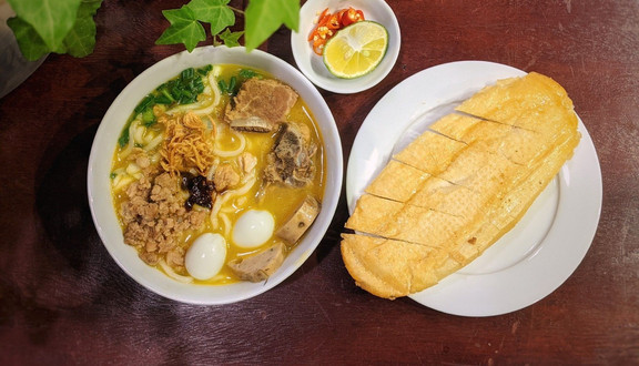 Xôi - Bánh Canh Vị Vinh - Xôi Trứng Cuộn - Nguyễn Chí Thanh