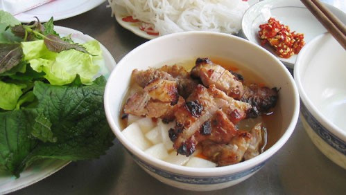 Quán Hẻm Phù Liễn - Bún Chả & Bánh Mì