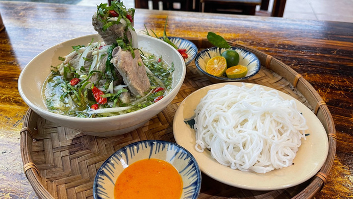 Bún Thái Tomyum Khunni 2 - Sườn Tháp Cay & Bún Bò Thái - Đường Số 4