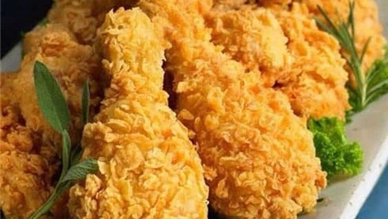 Tiệm Cơm Gà Xối Mỡ Dì Liên