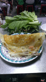 Bánh xèo, mỏng, giòn, nóng hổi, nhiều nhân, giá trung bình ko quá mắc :D