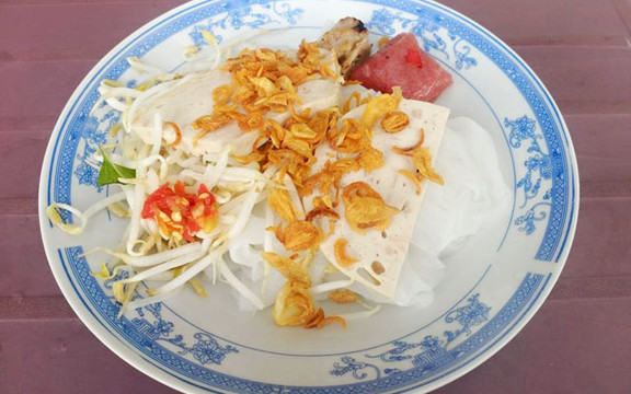 Bánh Ướt Chả Lụa