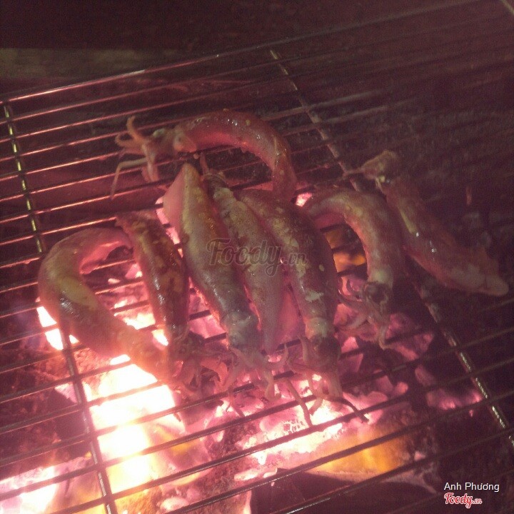 mực trứng nướng