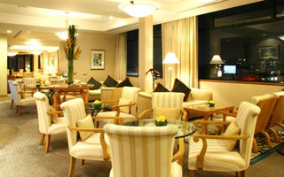 Signature Lounge - Caravelle Hotel