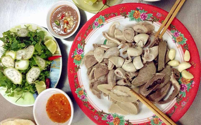 Cường Lan - Lòng Lợn, Cháo Lòng Tiết Canh