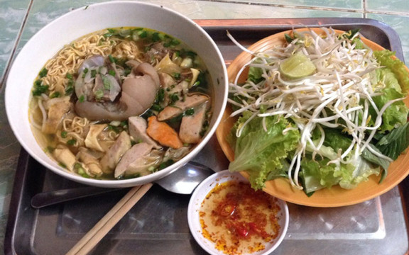 Quán Trang - Bún Bò Huế & Hủ Tiếu