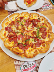 Pizza 5 loại thịt đặc biệt và rau củ