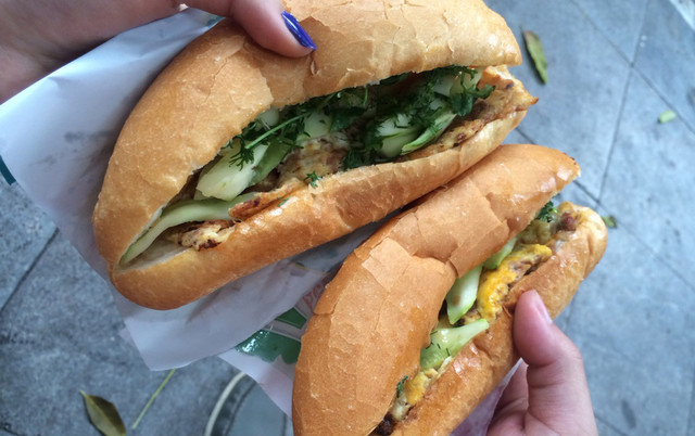 Bánh Mì Pate - Trường Chinh