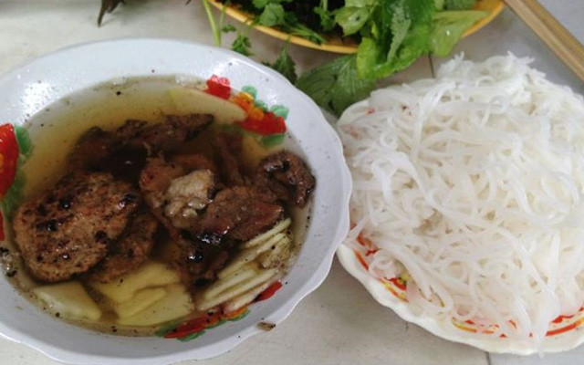 Quỳnh Ngà - Bún Chả, Nem Cua Bể