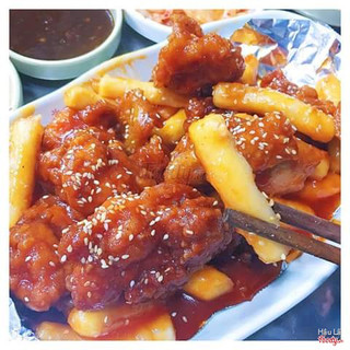 GÀ SỐT CHUA NGỌT GIÒN CAY HẤP DẪN <3