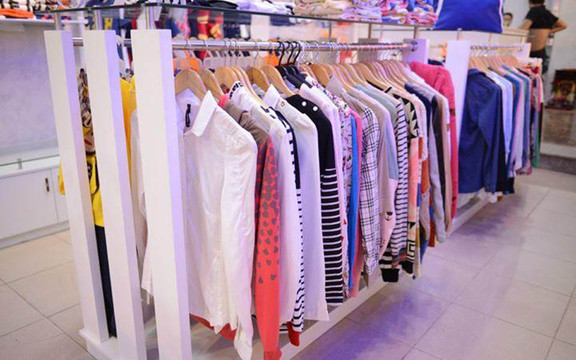 Hồng Cúc - Thời Trang Trẻ