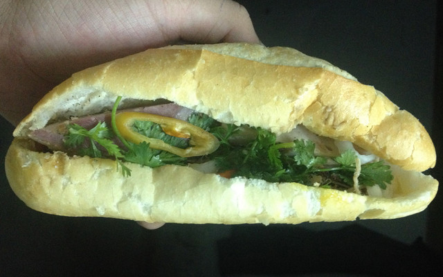 Khánh Ngọc - Lò Bánh Mì