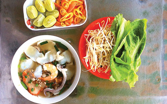 Ngọc Ánh 4 - Hủ Tiếu Nam Vang & Bánh Canh