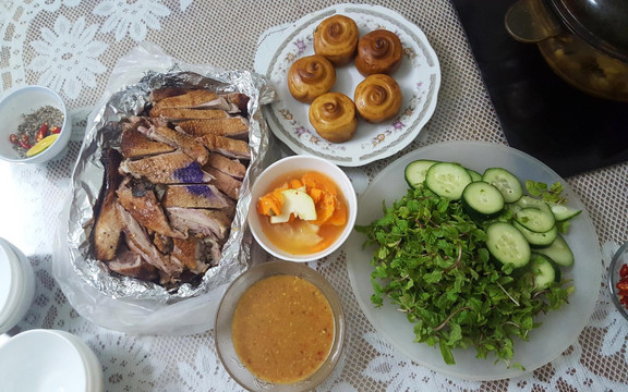 Thanh Mai - Gà Đồi & Vịt Quay