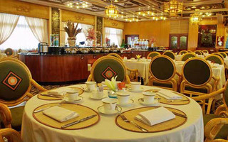 Hoa Mai - Nhà Hàng Phong Cách Á Đông - Rex Hotel
