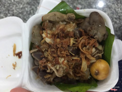 Xôi lòng gà trứng non