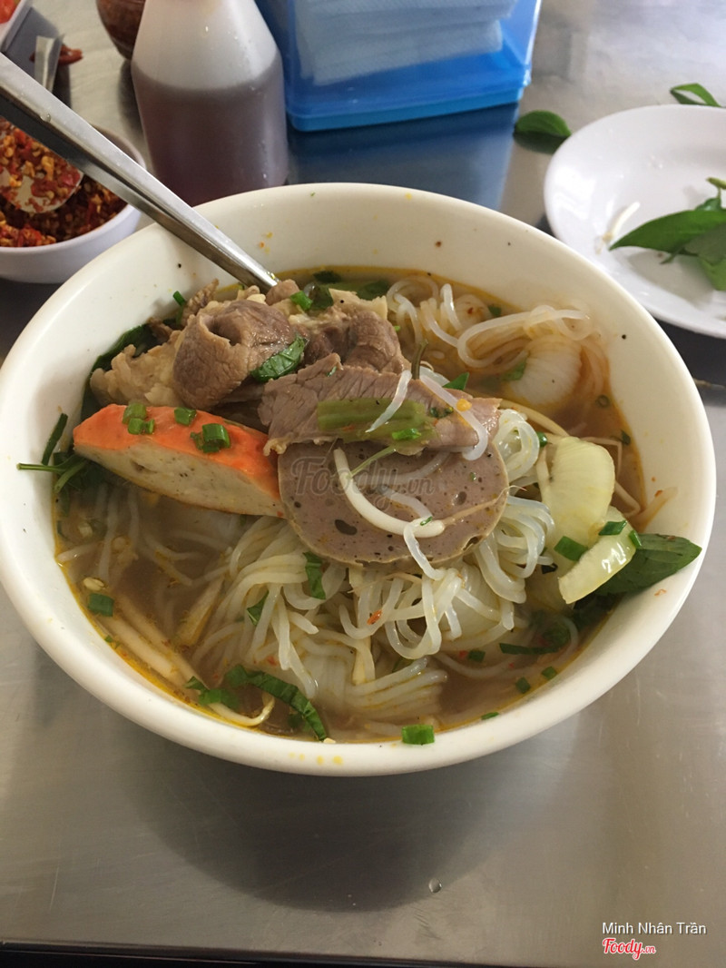 bún bò huế thứ hai