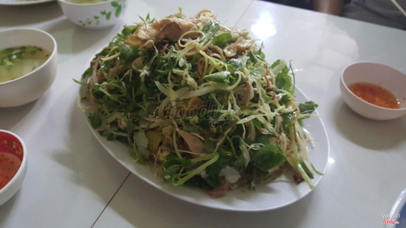 gỏi gà chặt