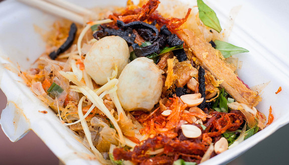 Bánh Tráng Trộn, Trà Sữa & Sinh Tố