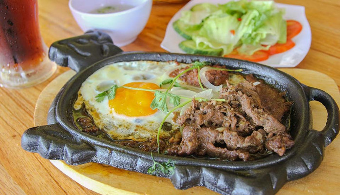 Bánh Mì & Bò Né Yến Nhi