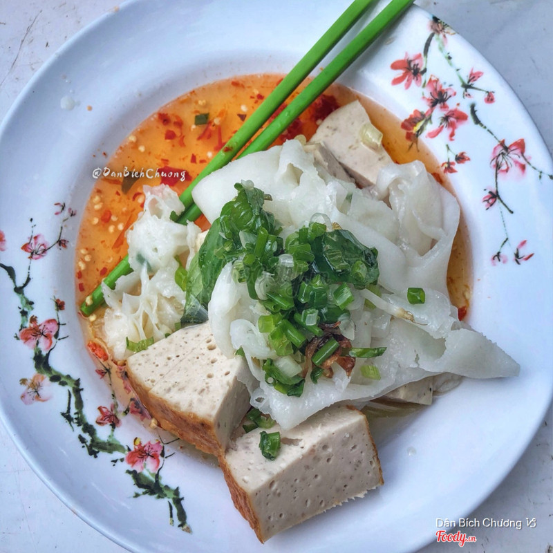 Bánh ướt chả chồi