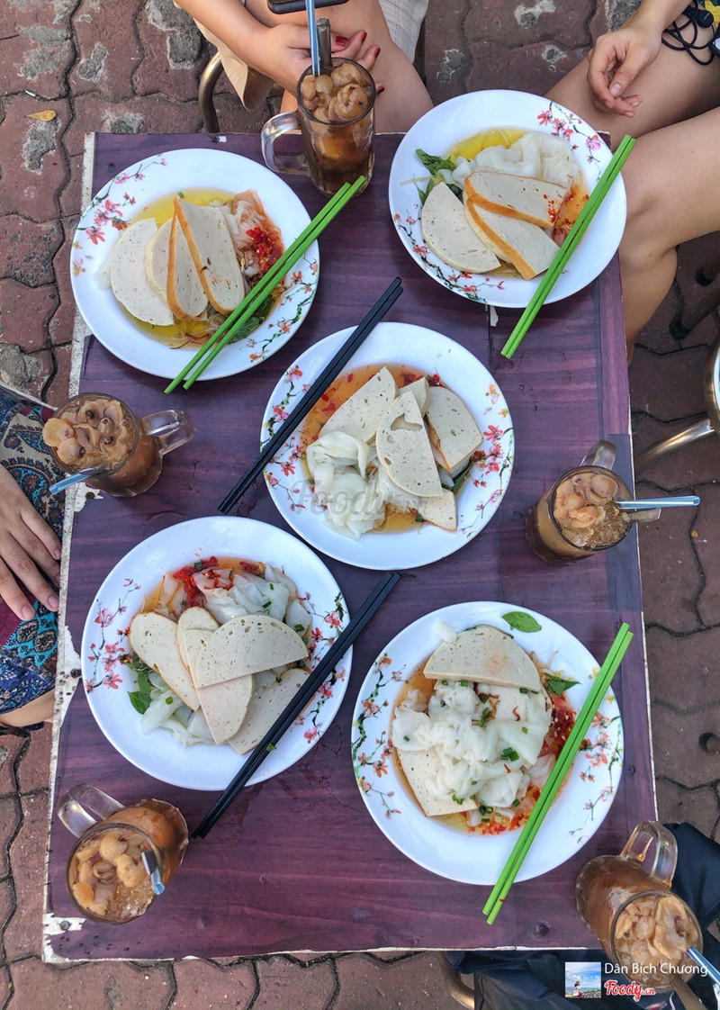 Bánh ướt 20k, nhãn nhục 5k