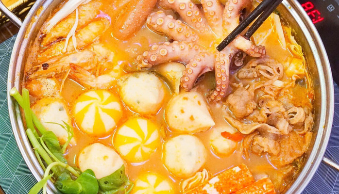 Anh Minh Quán - Lẩu & Chân Cánh Gà Chiên Mắm - 33 Văn Chương 2