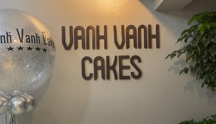 Vanh Vanh Cakes - Bánh Ngọt - Nguyễn Khang